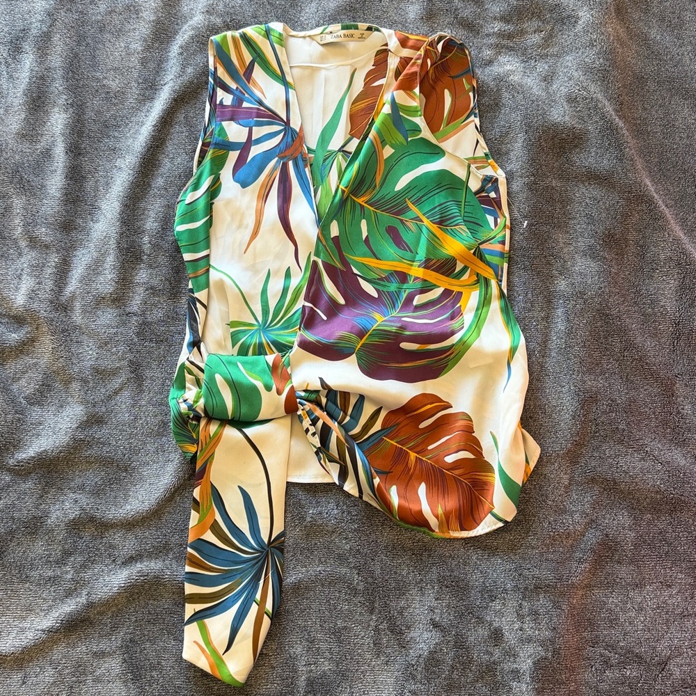 Tropical Sleeveless Blouse